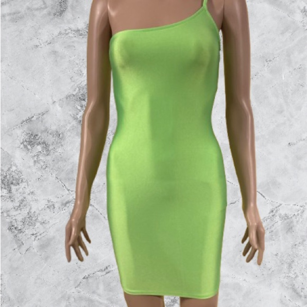 Green Asymmetrical One-Shoulder Bodycon Dress